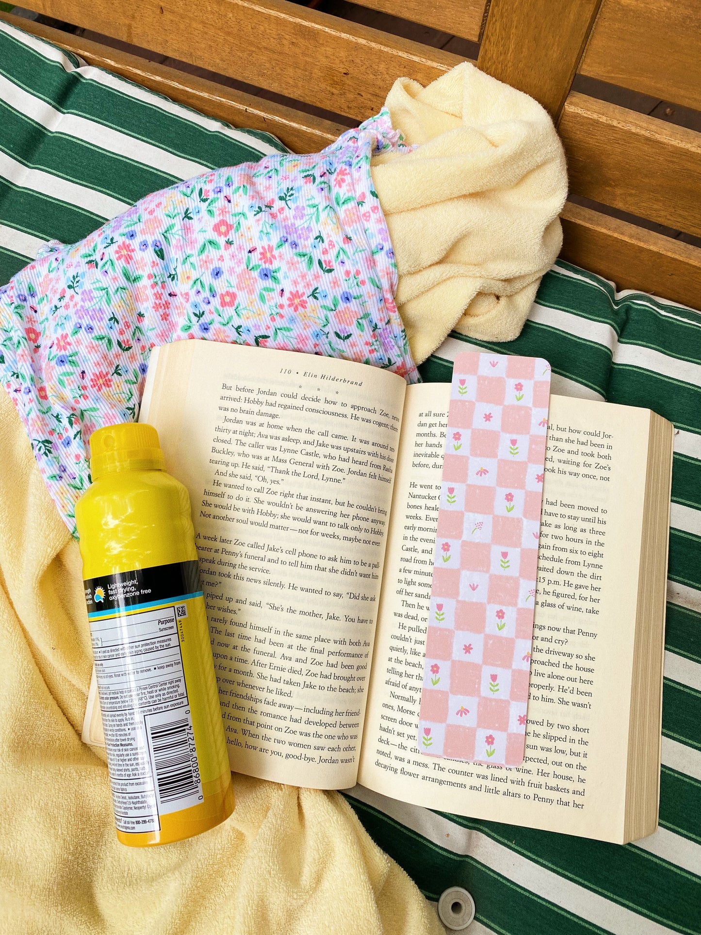 Gingham Floral Bookmark